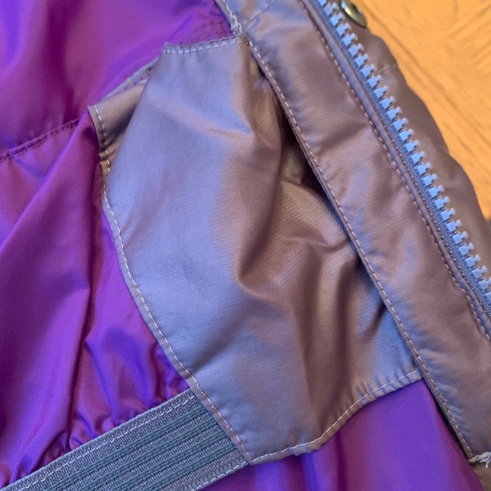 The North Face M550 Down Puffer Jacket - Picture 3 of 10